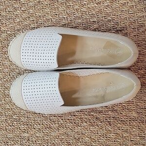 BELA VITA white slip-on platform espidrilles w/die cut triangles.  Size is 7.5 W